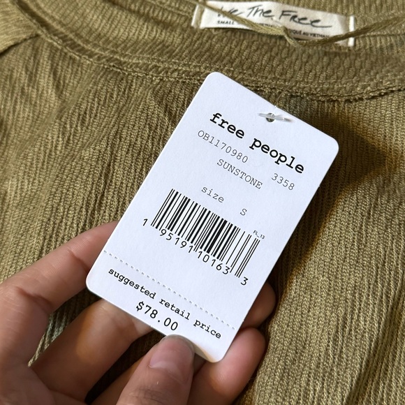 Free People Snowy Thermal Oversized Sweater Green NWT - Picture 4 of 5